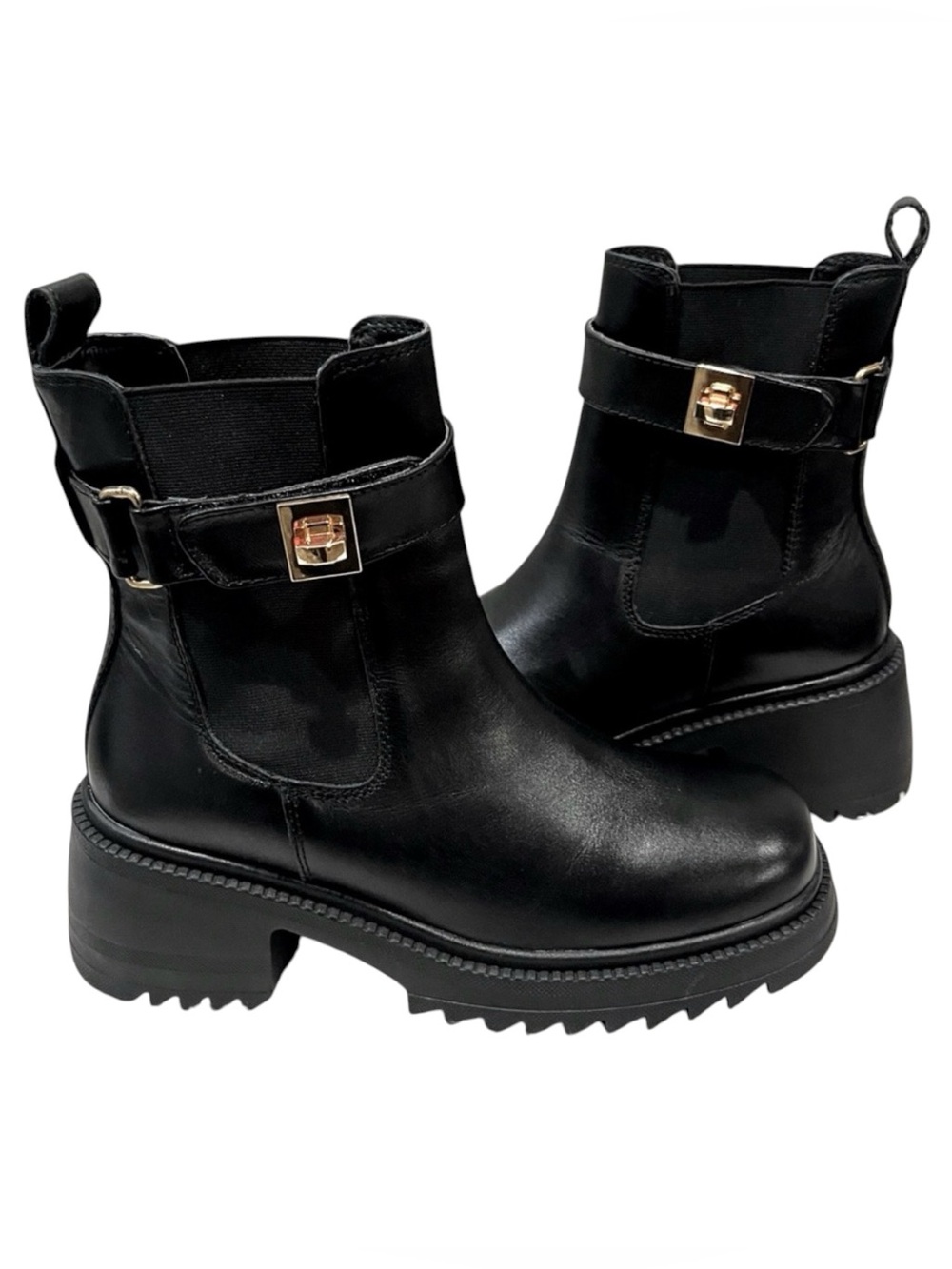 Steve Madden Classic Leather Boots